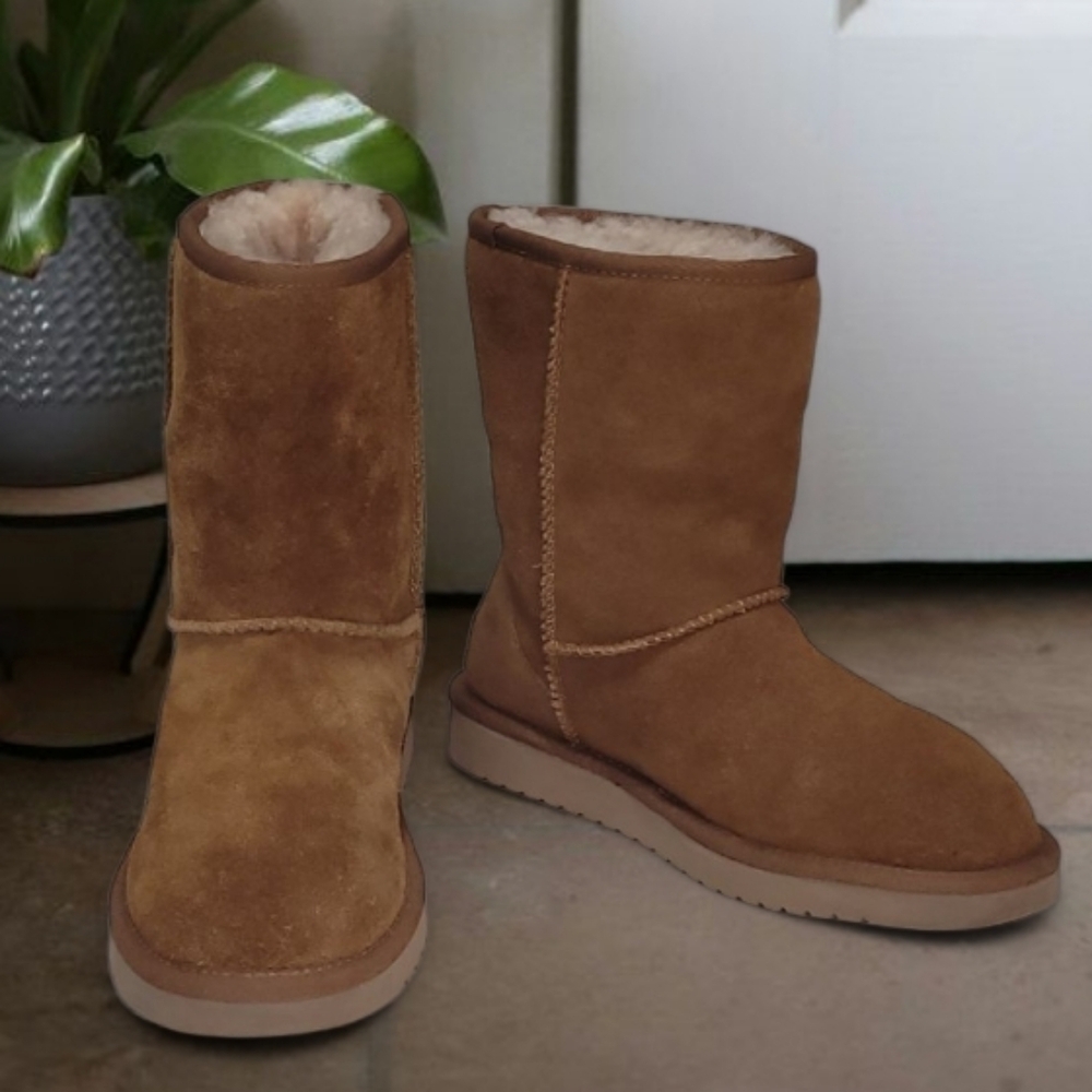 Koolaburra by UGG Brown Ankle Boots